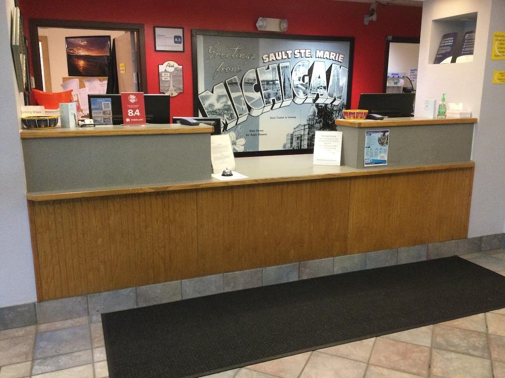 Super 8 By Wyndham Sault Ste. Marie Hotell Eksteriør bilde